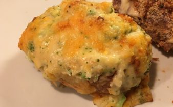 Fyldte kartofler med broccoli og cheddar