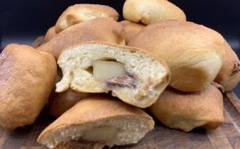 Fastelavnsboller med marcipan og nougat