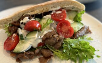 Pitabrød med kebab